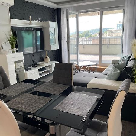 Silver Gray Appartment Балатонлелле Экстерьер фото